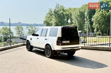 Позашляховик / Кросовер Land Rover Discovery 2015 в 
