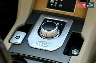Позашляховик / Кросовер Land Rover Discovery 2015 в 