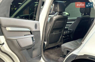Внедорожник / Кроссовер Land Rover Discovery 2019 в 