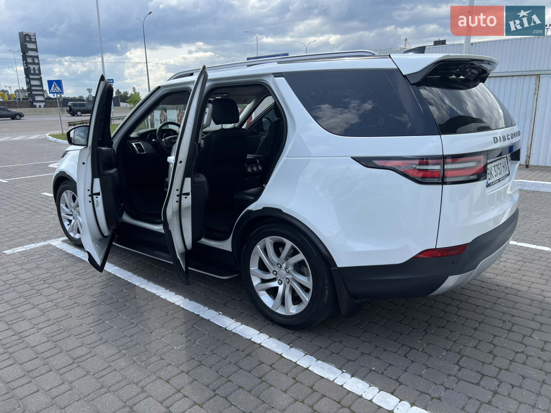 2017 Land Rover Discovery - мініатюра 10