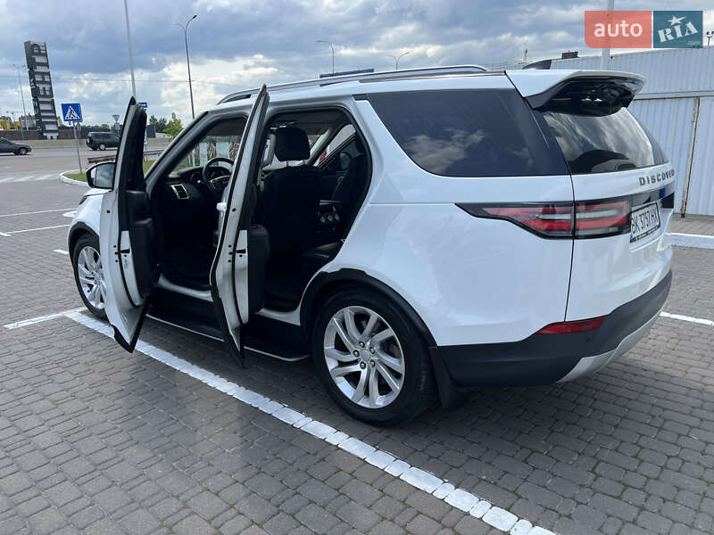 Позашляховик / Кросовер Land Rover Discovery 2017 в Києві