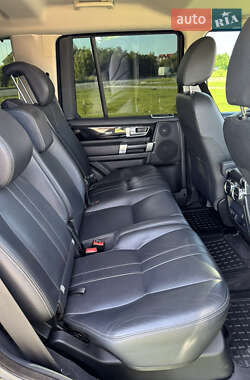 Внедорожник / Кроссовер Land Rover Discovery 2015 в 