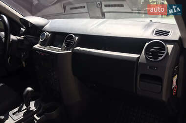Внедорожник / Кроссовер Land Rover Discovery 2005 в 