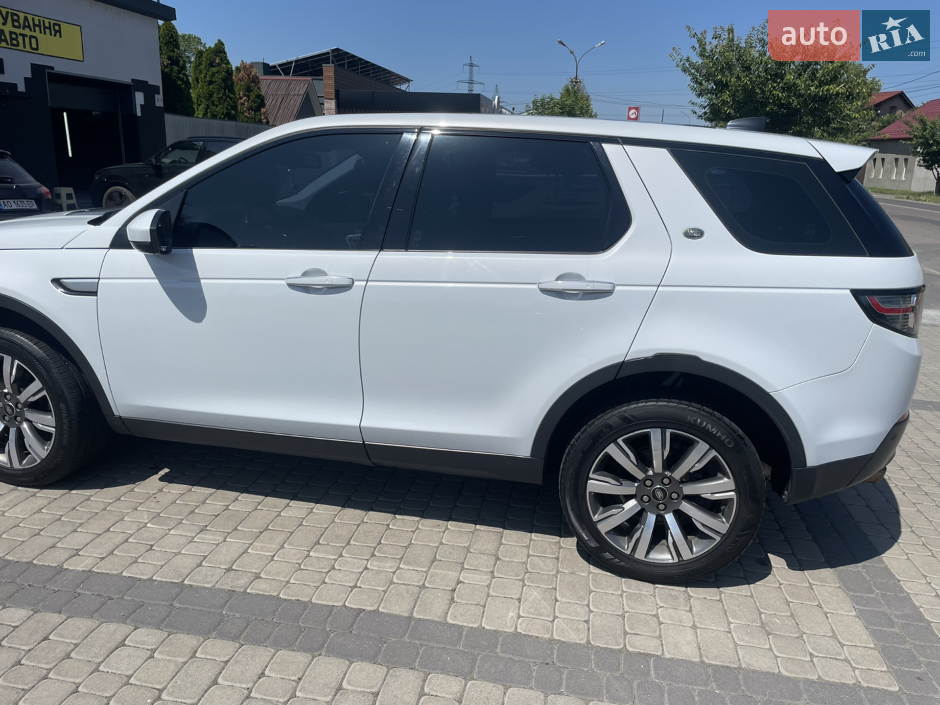 2017 Land Rover Discovery - мініатюра 9