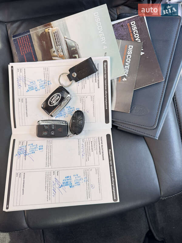 Позашляховик / Кросовер Land Rover Discovery 2012 в Чернівцях