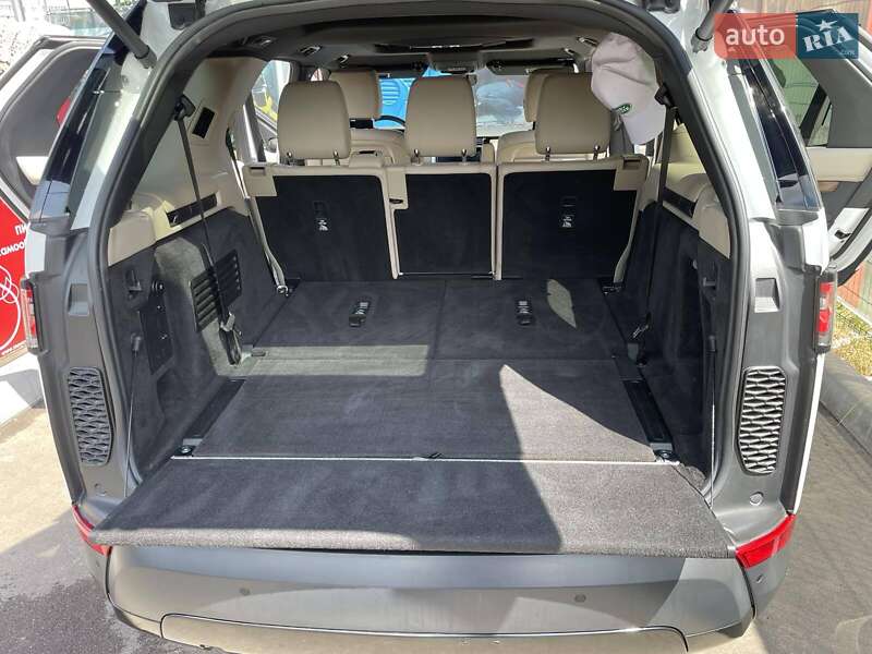 Внедорожник / Кроссовер Land Rover Discovery 2018 в Киеве