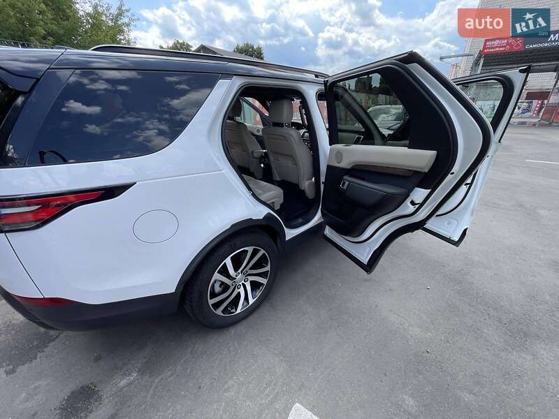 Внедорожник / Кроссовер Land Rover Discovery 2018 в Киеве