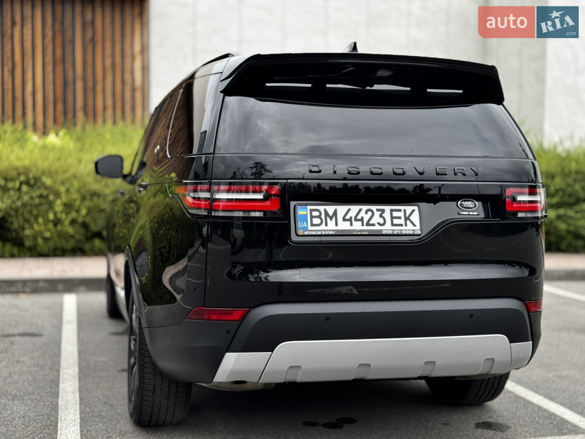 2019 Land Rover Discovery - мініатюра 24