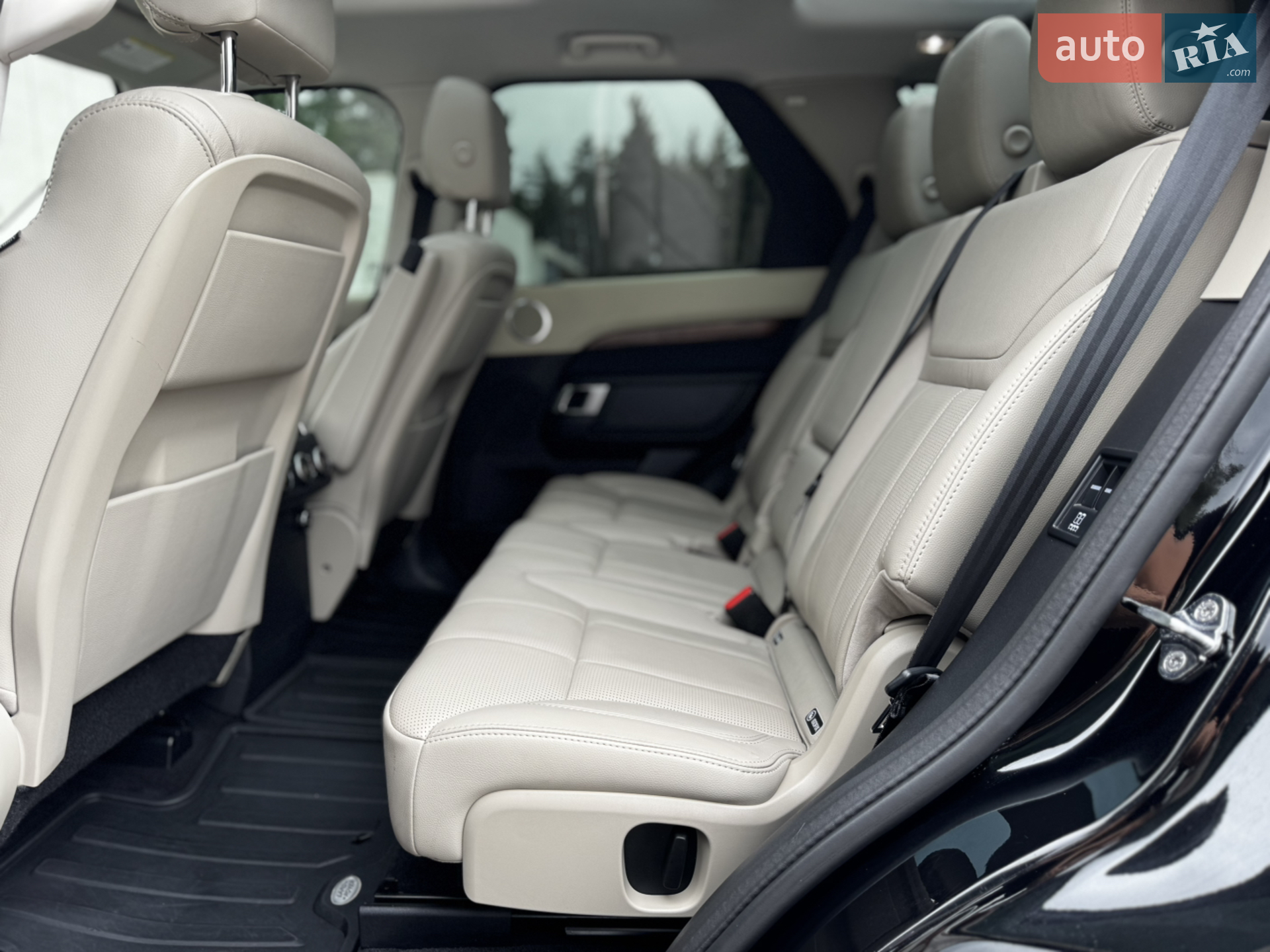 2019 Land Rover Discovery - мініатюра 50