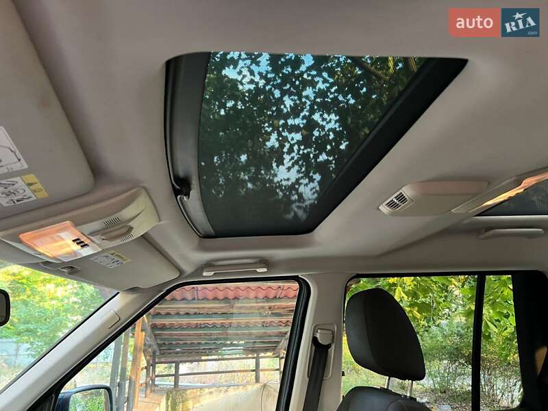 Внедорожник / Кроссовер Land Rover Discovery 2010 в Николаеве