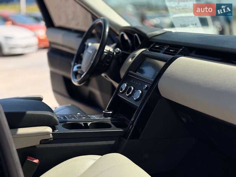Внедорожник / Кроссовер Land Rover Discovery 2019 в Львове