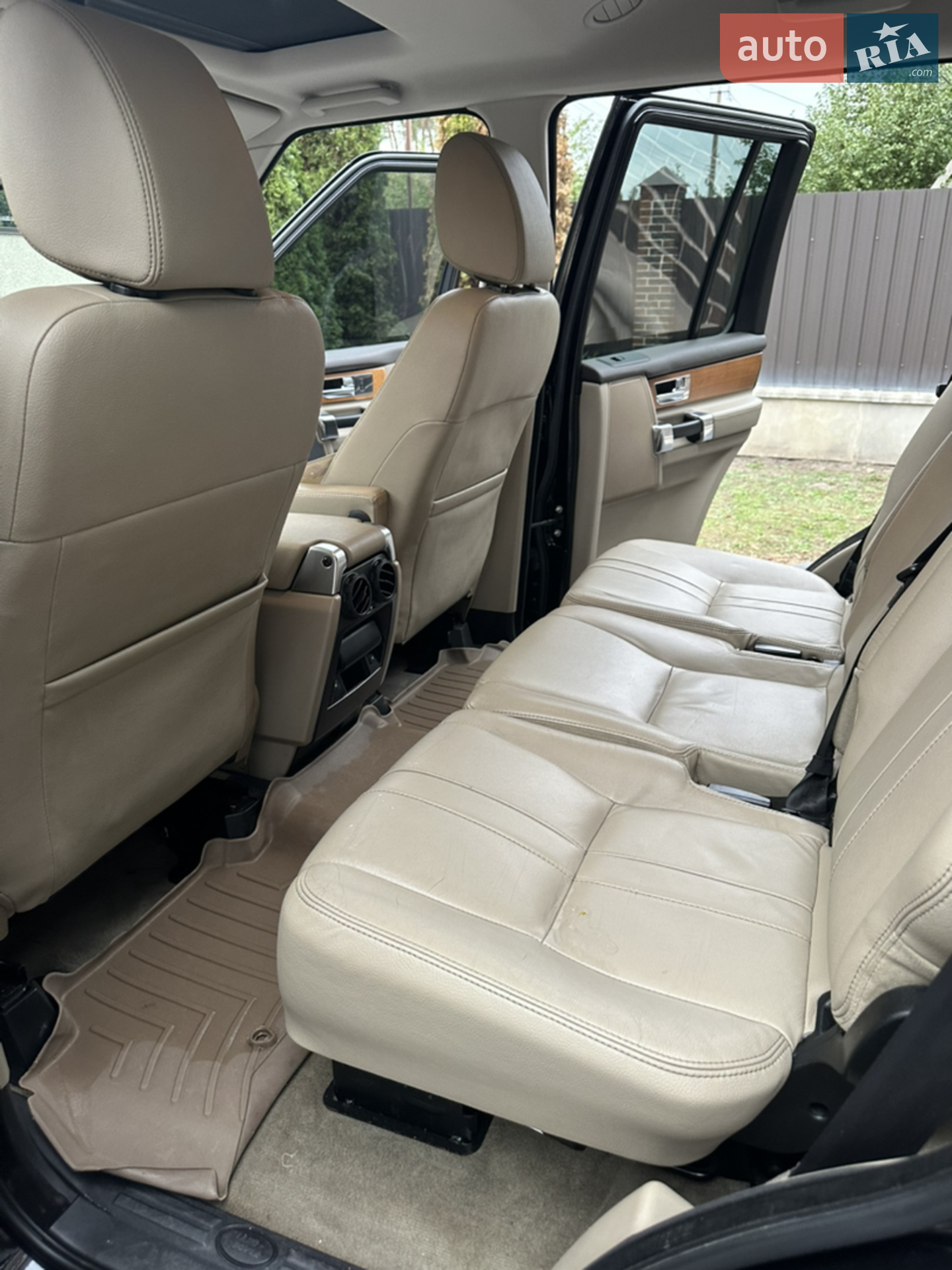 2014 Land Rover Discovery - мініатюра 21