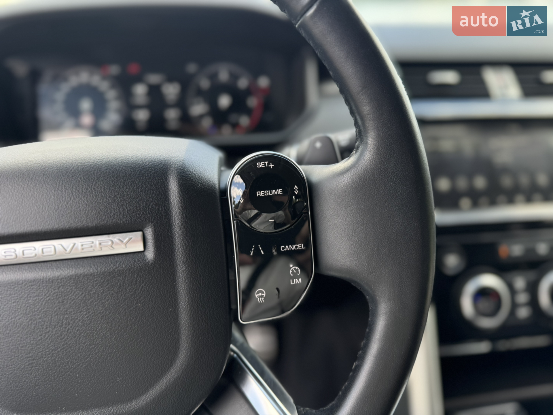 2020 Land Rover Discovery - мініатюра 46