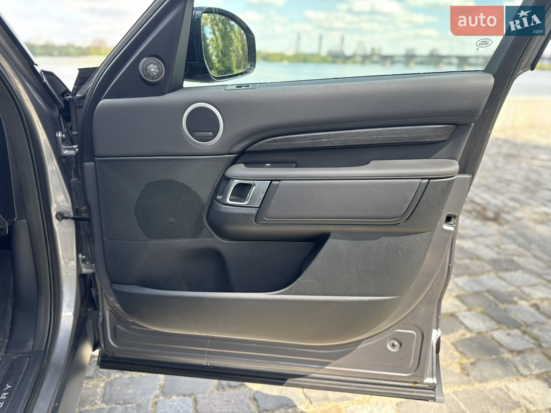 2020 Land Rover Discovery - мініатюра 66