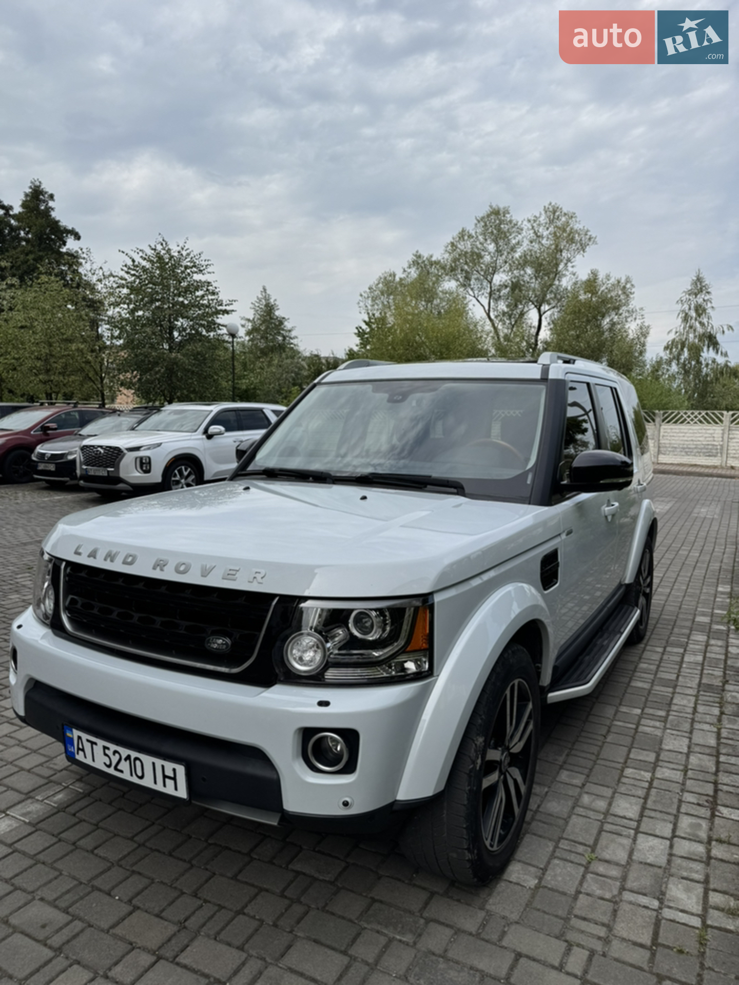 2016 Land Rover Discovery - мініатюра 4