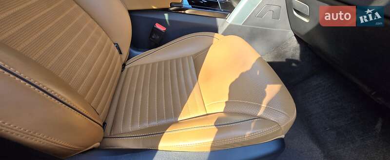 Позашляховик / Кросовер Land Rover Discovery 2019 в Києві