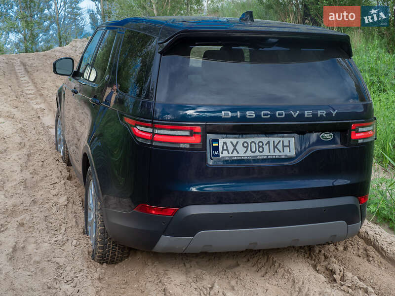 Внедорожник / Кроссовер Land Rover Discovery 2018 в Киеве