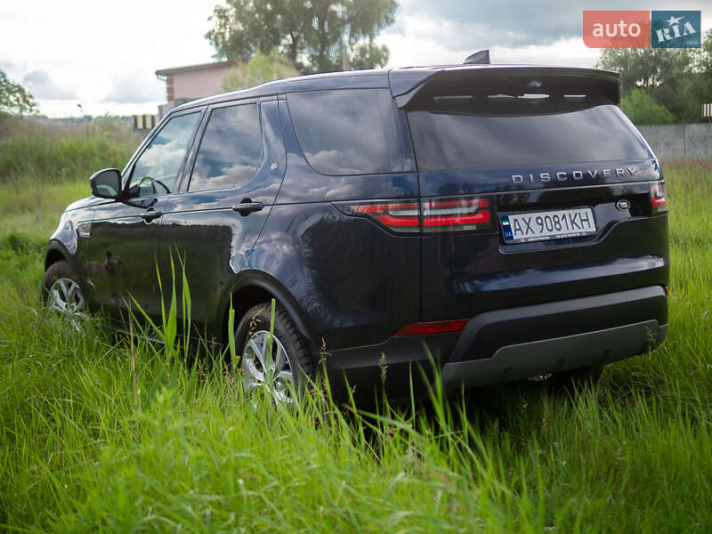 Внедорожник / Кроссовер Land Rover Discovery 2018 в Киеве