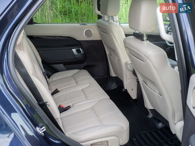 Внедорожник / Кроссовер Land Rover Discovery 2018 в Киеве