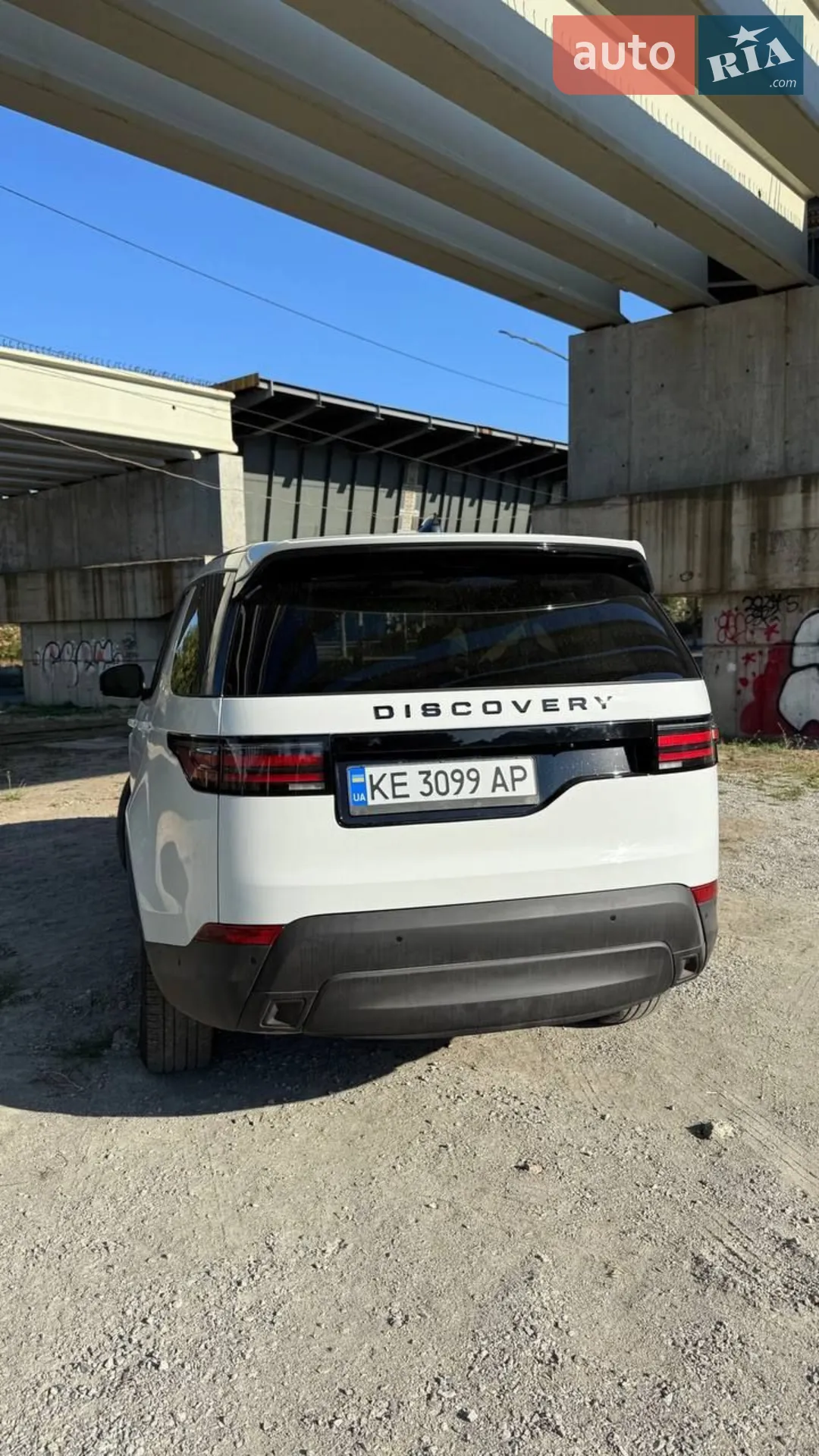 2018 Land Rover Discovery - мініатюра 28
