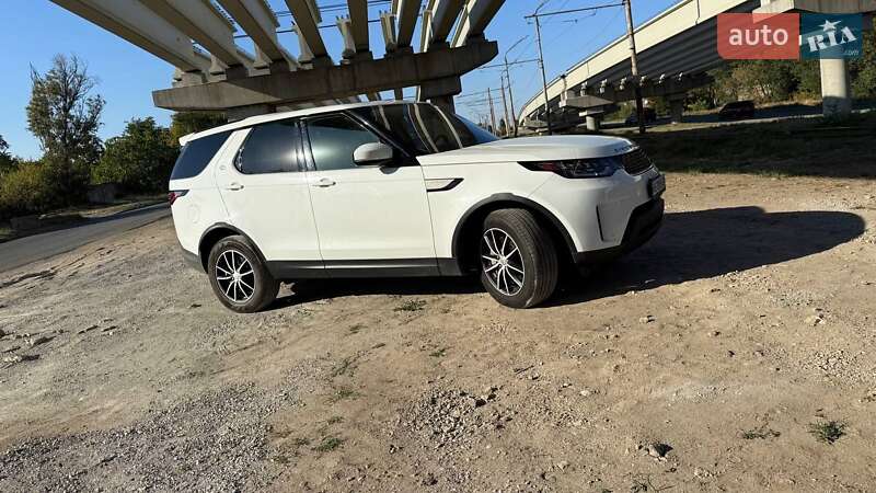 Позашляховик / Кросовер Land Rover Discovery 2018 в Дніпрі