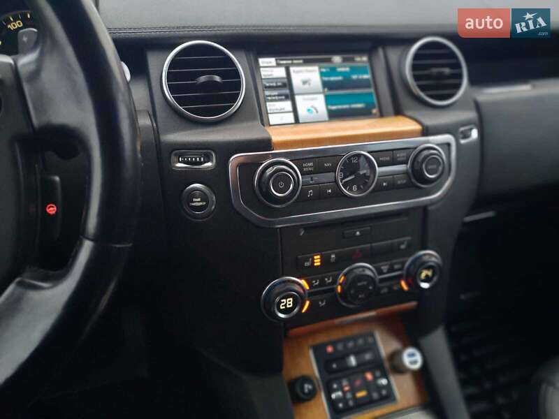 Позашляховик / Кросовер Land Rover Discovery 2013 в Києві фото 31 Позашляховик / Кросовер Land Rover Discovery 2013 в Києві