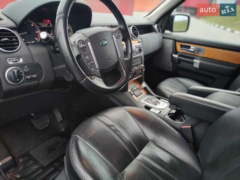 Позашляховик / Кросовер Land Rover Discovery 2013 в Києві фото 34 Позашляховик / Кросовер Land Rover Discovery 2013 в Києві