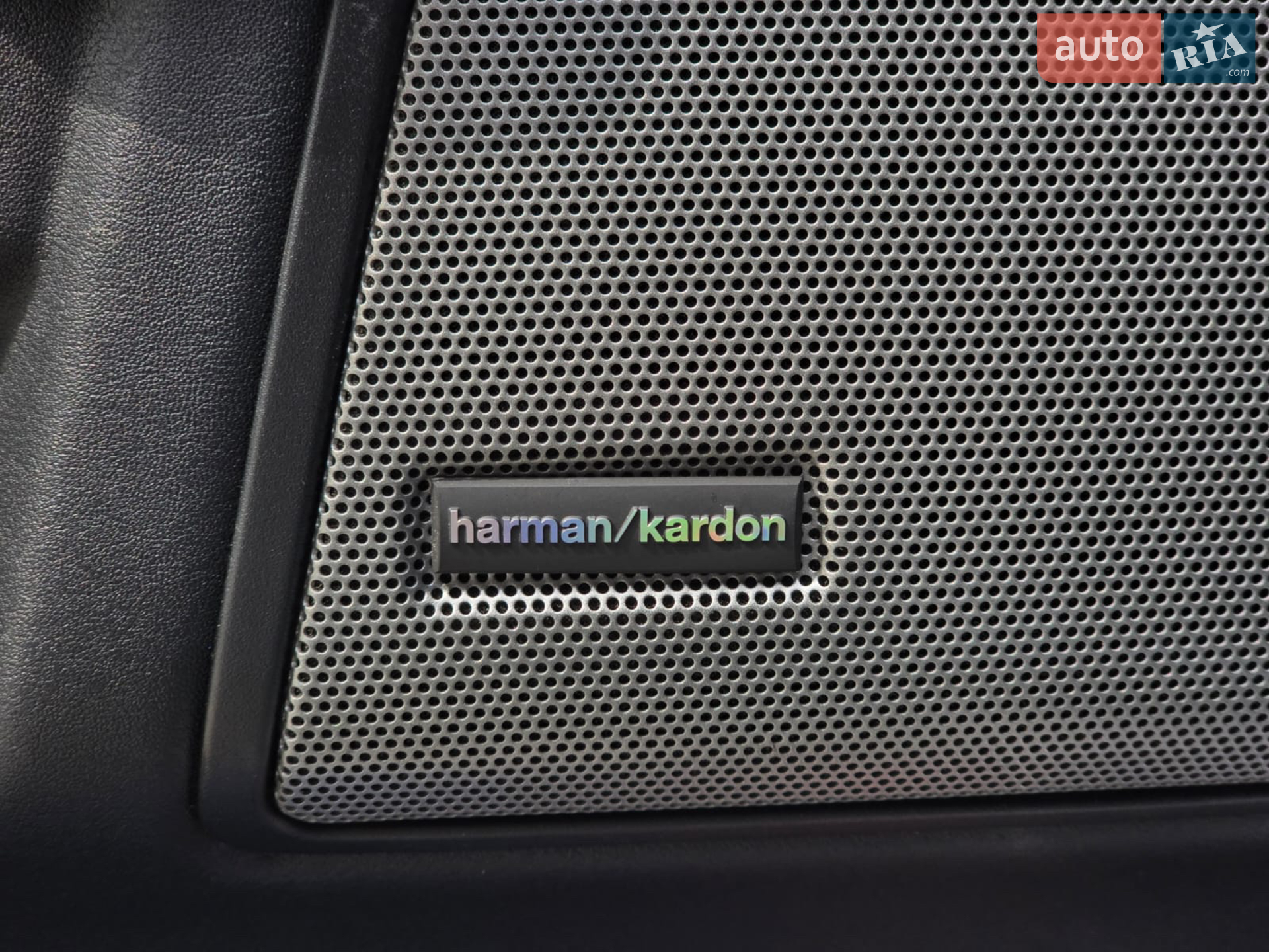 2013 Land Rover Discovery - мініатюра 13