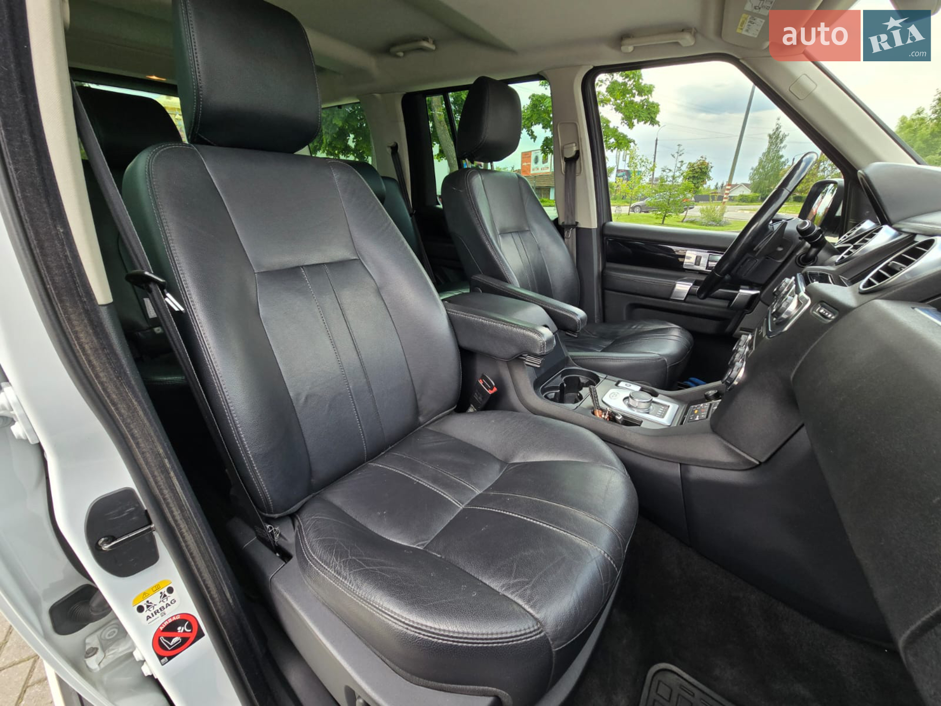 2013 Land Rover Discovery - мініатюра 27