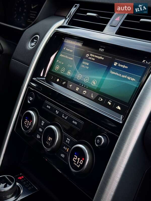 Внедорожник / Кроссовер Land Rover Discovery 2018 в Киеве