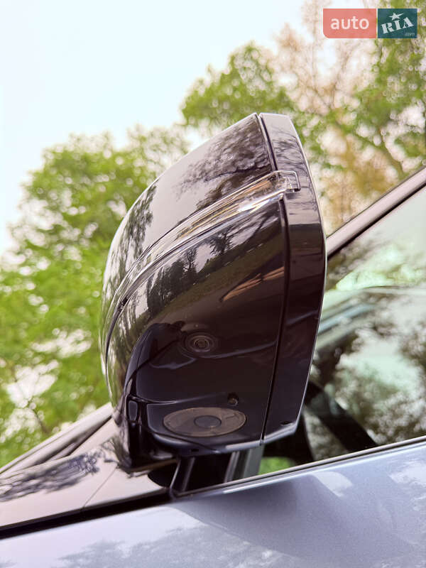 Позашляховик / Кросовер Land Rover Discovery 2019 в Києві