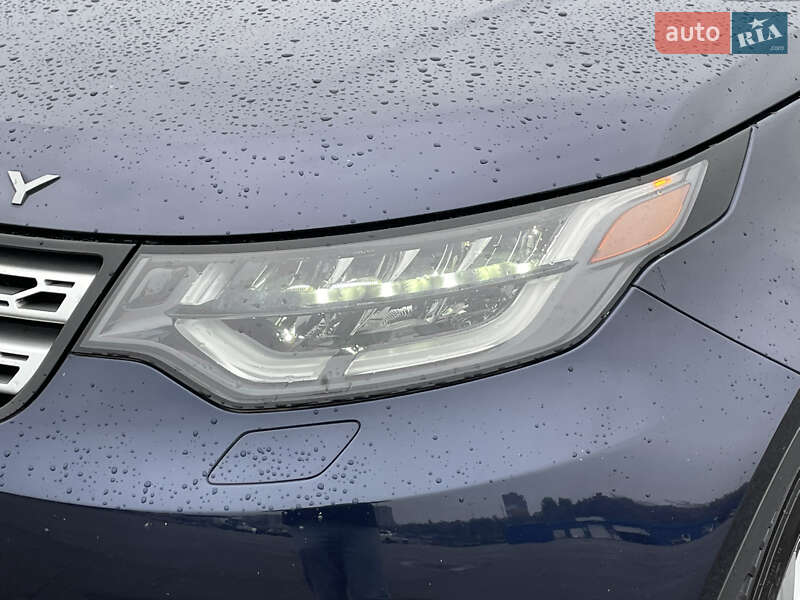 Внедорожник / Кроссовер Land Rover Discovery 2018 в Киеве