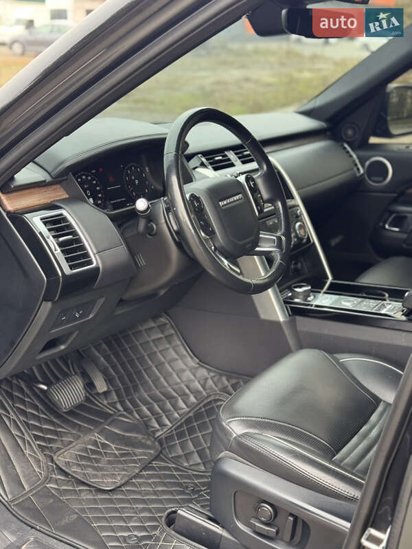 Внедорожник / Кроссовер Land Rover Discovery 2018 в Киеве фото 10 Внедорожник / Кроссовер Land Rover Discovery 2018 в Киеве