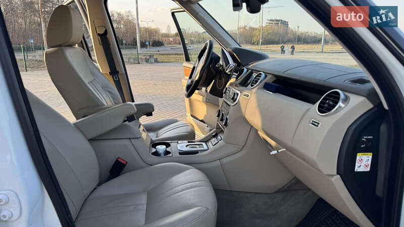 Позашляховик / Кросовер Land Rover Discovery 2016 в Львові