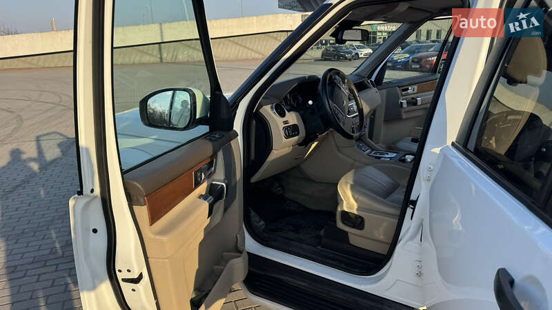 Позашляховик / Кросовер Land Rover Discovery 2016 в Львові