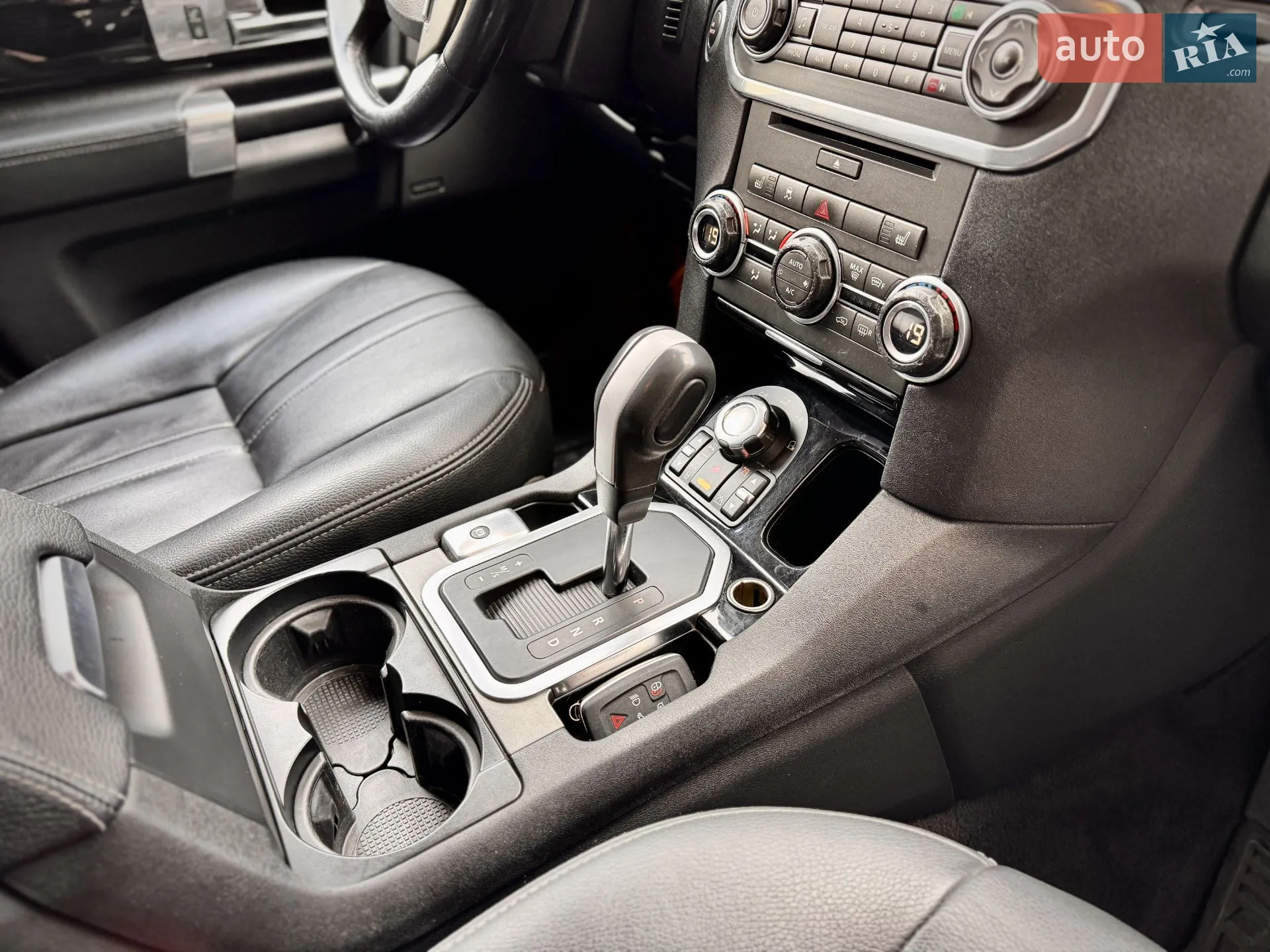 2010 Land Rover Discovery - мініатюра 21