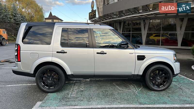 Внедорожник / Кроссовер Land Rover Discovery 2016 в Киеве