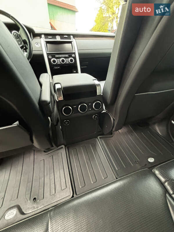 Внедорожник / Кроссовер Land Rover Discovery 2017 в Львове фото 16 Внедорожник / Кроссовер Land Rover Discovery 2017 в Львове