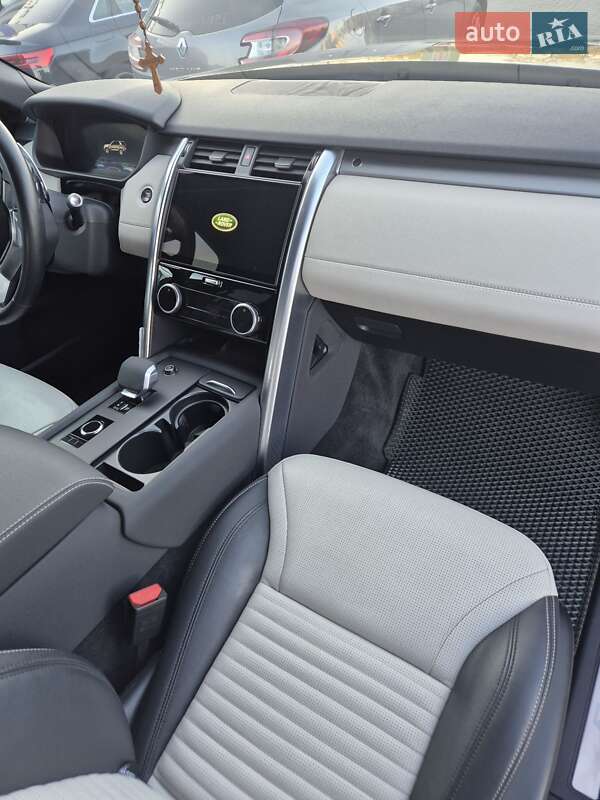 Внедорожник / Кроссовер Land Rover Discovery 2021 в Львове