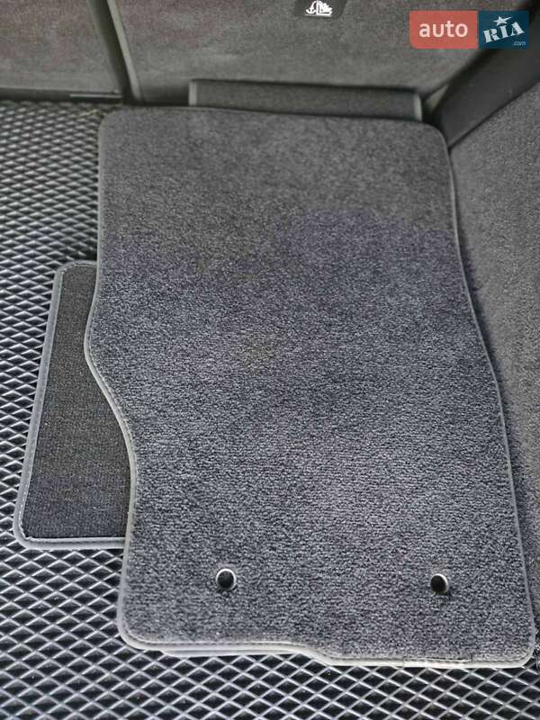 Внедорожник / Кроссовер Land Rover Discovery 2021 в Львове