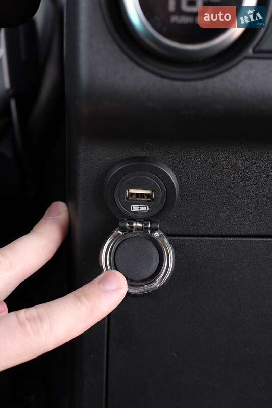 Внедорожник / Кроссовер Land Rover Discovery 2018 в Виннице