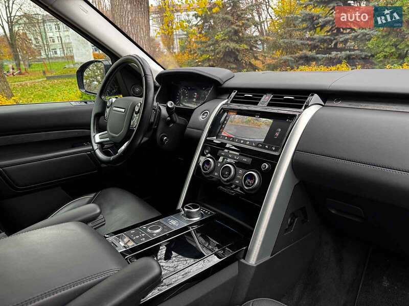 Позашляховик / Кросовер Land Rover Discovery 2019 в Києві фото 40 Позашляховик / Кросовер Land Rover Discovery 2019 в Києві
