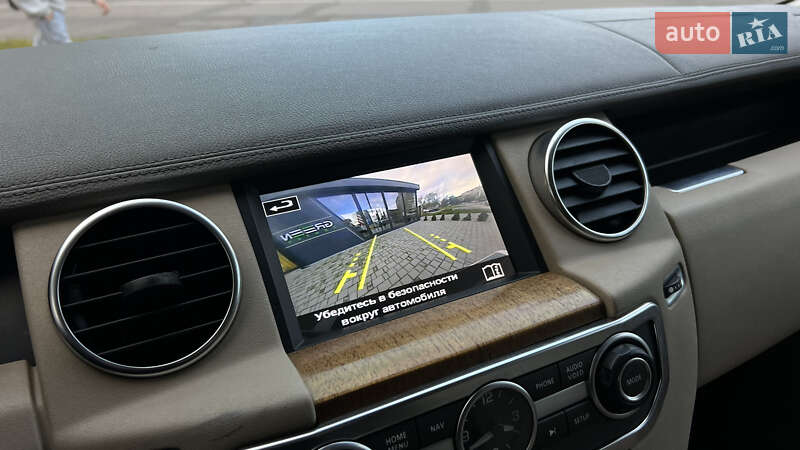 Внедорожник / Кроссовер Land Rover Discovery 2016 в Львове