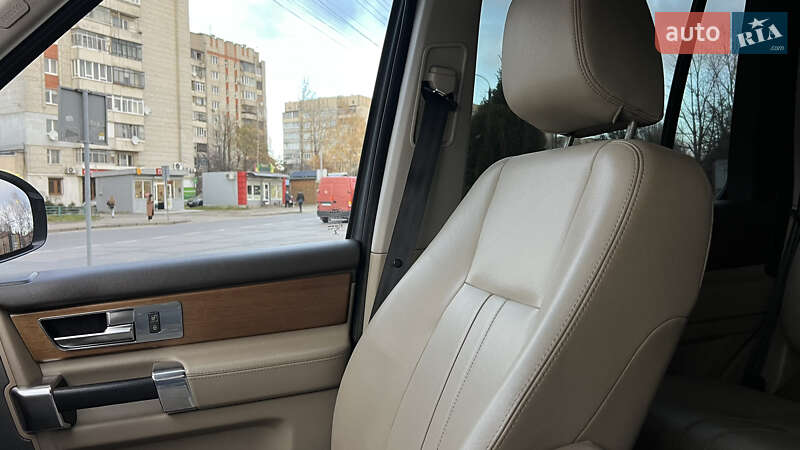 Внедорожник / Кроссовер Land Rover Discovery 2016 в Львове