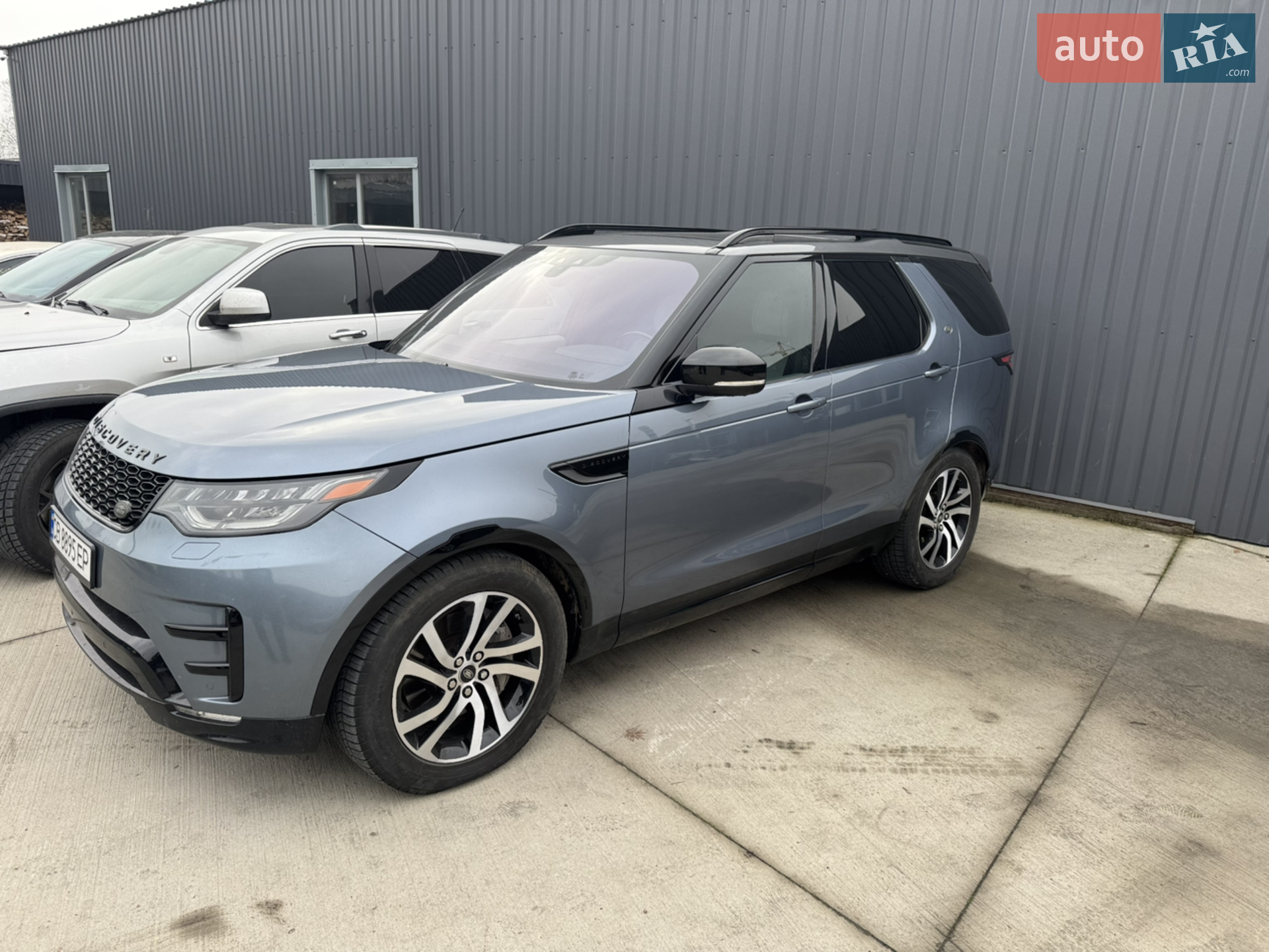 2018 Land Rover Discovery - мініатюра 2