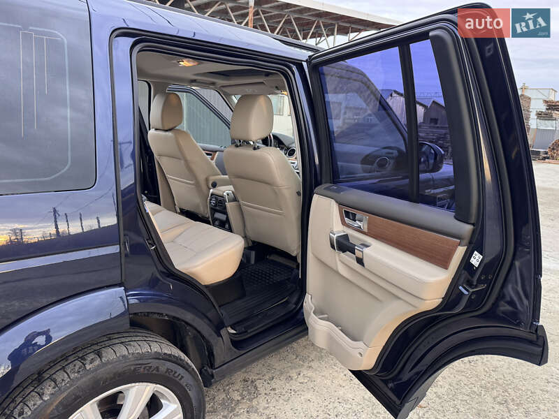 Внедорожник / Кроссовер Land Rover Discovery 2016 в Калуше фото 19 Внедорожник / Кроссовер Land Rover Discovery 2016 в Калуше