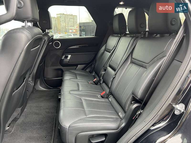 Внедорожник / Кроссовер Land Rover Discovery 2018 в Киеве