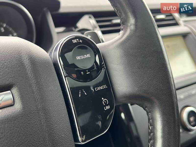 Внедорожник / Кроссовер Land Rover Discovery 2018 в Киеве