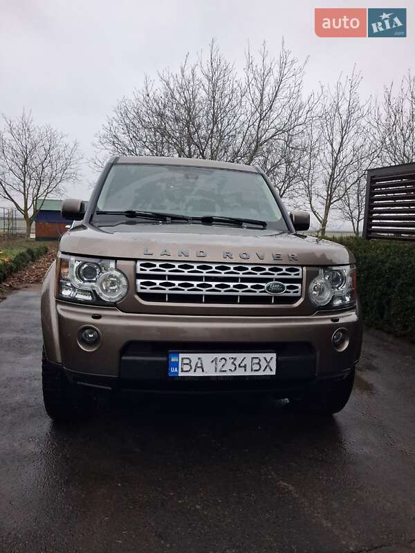 Внедорожник / Кроссовер Land Rover Discovery 2013 в Ольшанке