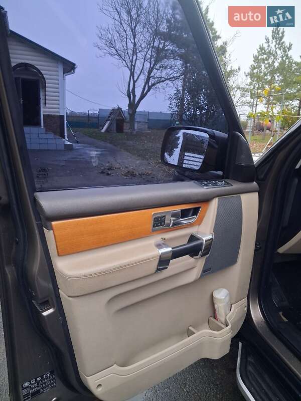 Внедорожник / Кроссовер Land Rover Discovery 2013 в Ольшанке